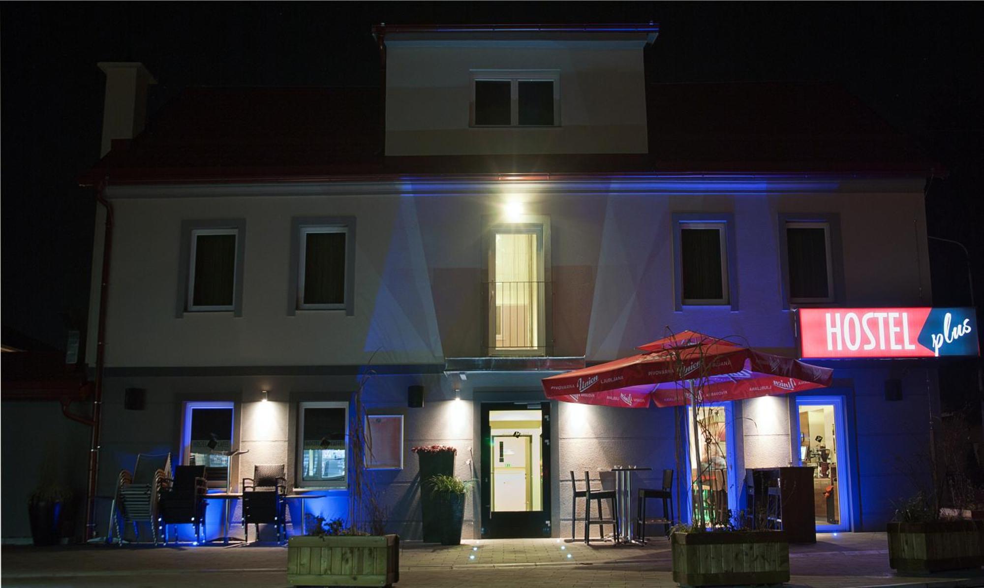 Hostel Plus Caffe Petrovče Dış mekan fotoğraf